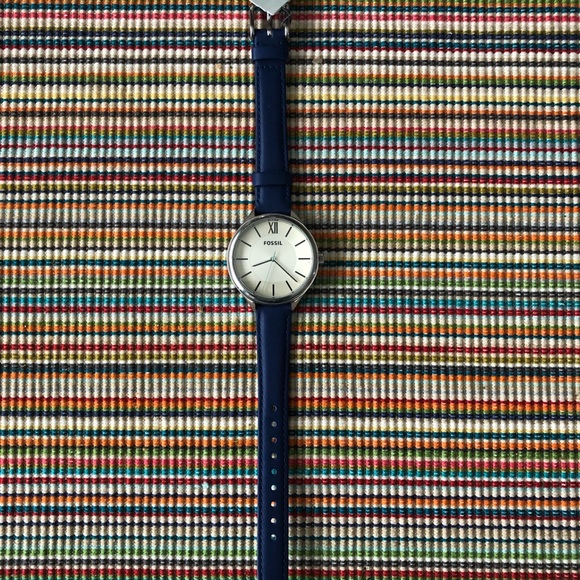Watch with a brand new strap main image 6